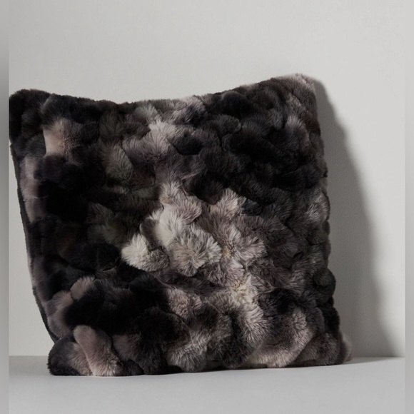 Anthropologie Luxe Sculpted Faux-Fur Pillow, Black Combo, NIP - Picture 1 of 4